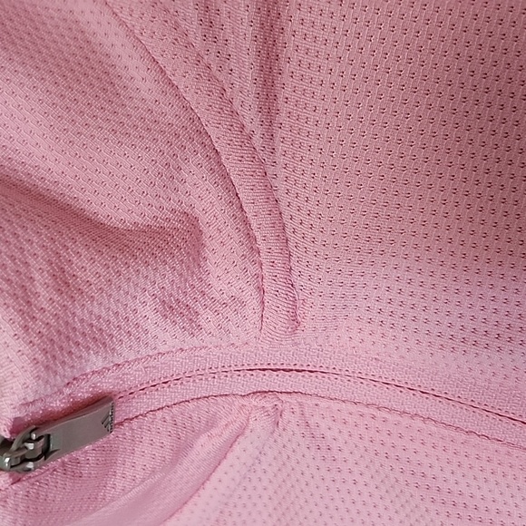 New without tags Adidas pullover - Picture 3 of 4